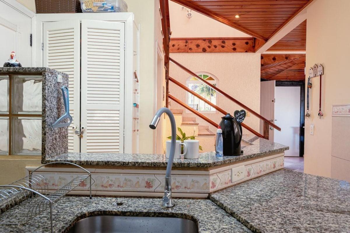 Casa Em * Campos do Jordão